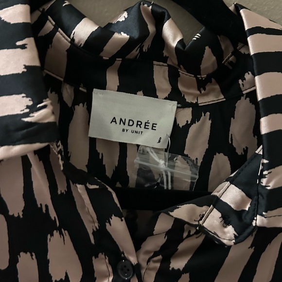 Black and Mocha Splotch Animal Print Blouse - Picture 3 of 3